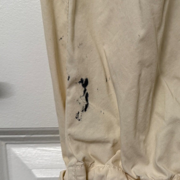 Uniqlo Cream Cargo Pants - Picture 2 of 5
